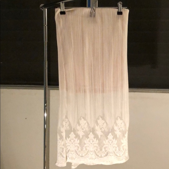 Two piece lace knit dress - Picture 3 of 4